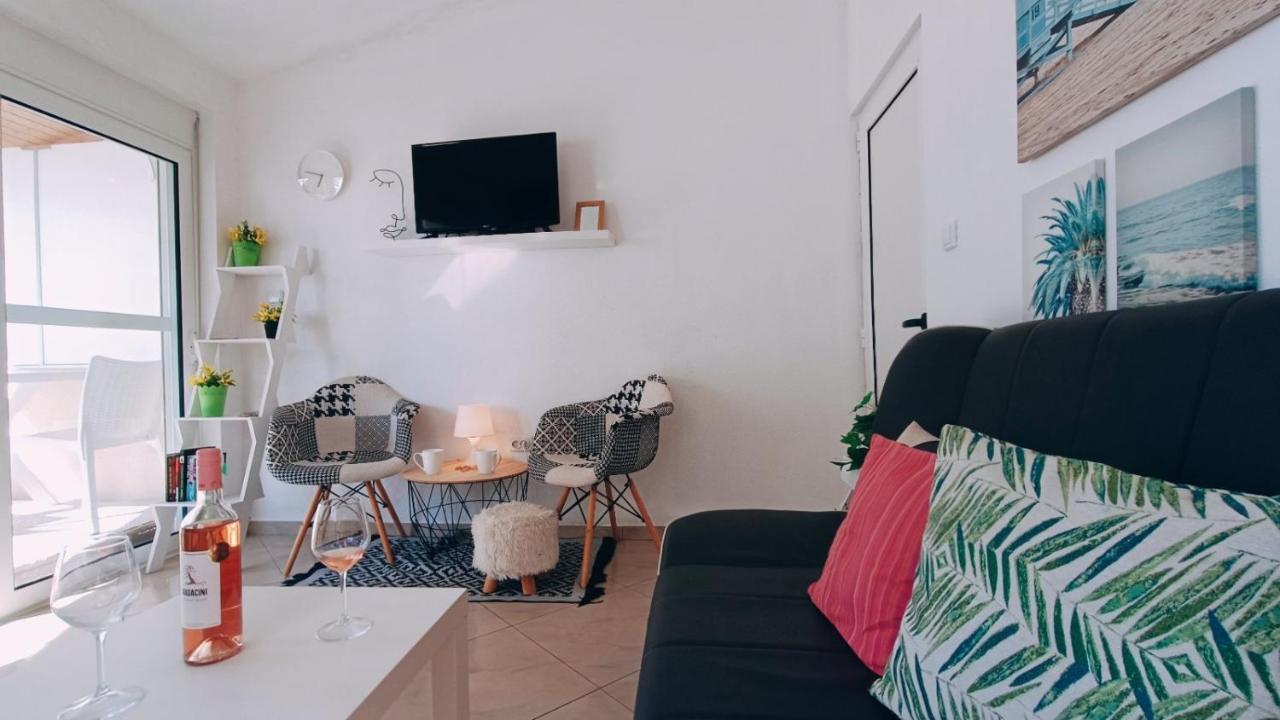Beach Apartment With Beach Chairs N.1 Utjeha Exterior foto
