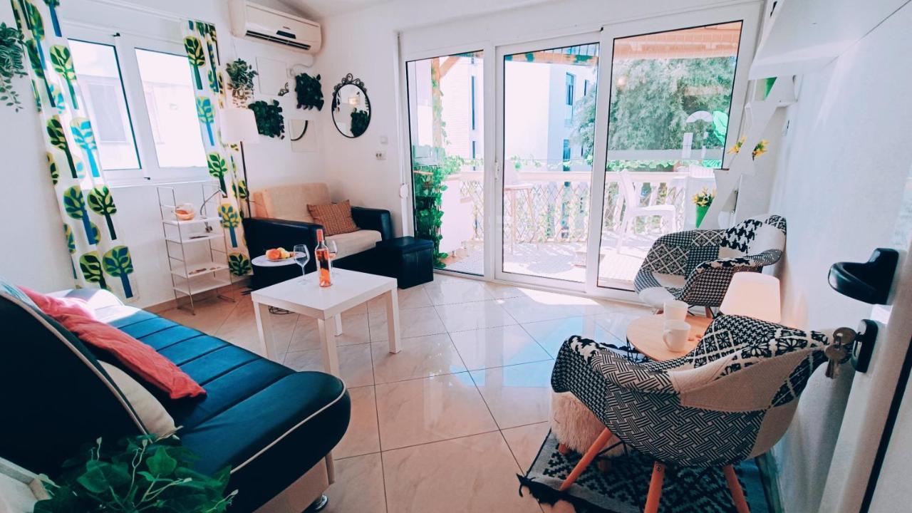 Beach Apartment With Beach Chairs N.1 Utjeha Exterior foto