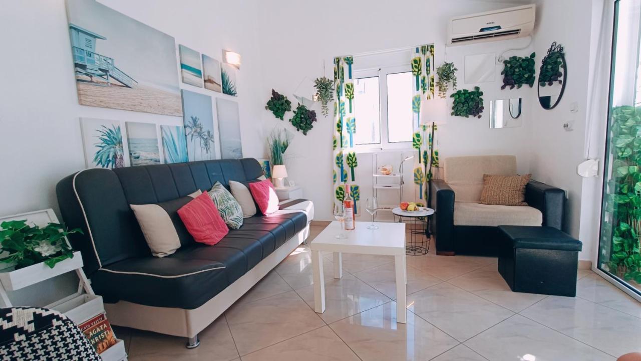 Beach Apartment With Beach Chairs N.1 Utjeha Exterior foto
