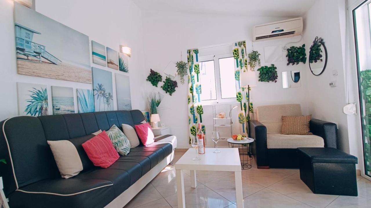 Beach Apartment With Beach Chairs N.1 Utjeha Exterior foto